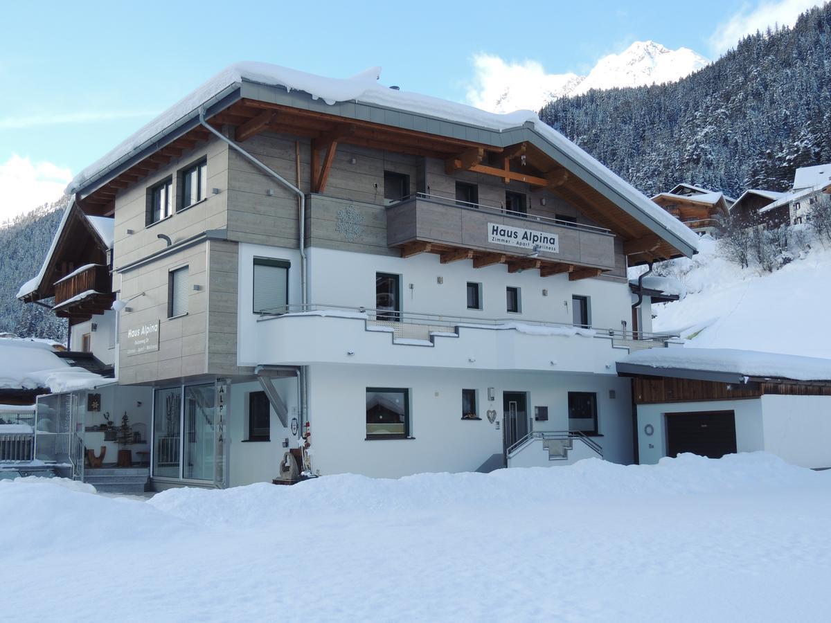 Gaestehaus Alpina Sankt Anton am Arlberg Bagian luar foto